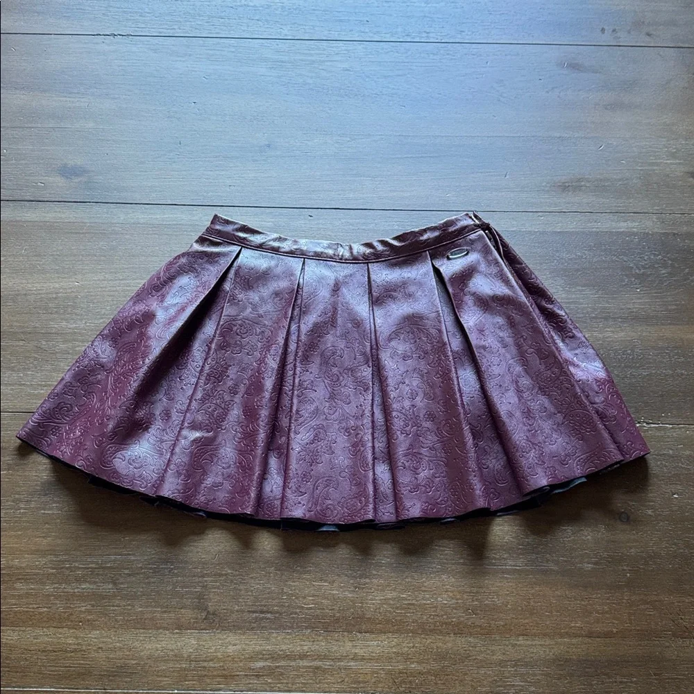 Size 7 American Girl lined Tenney Meet Skirt faux leather adjustable waist